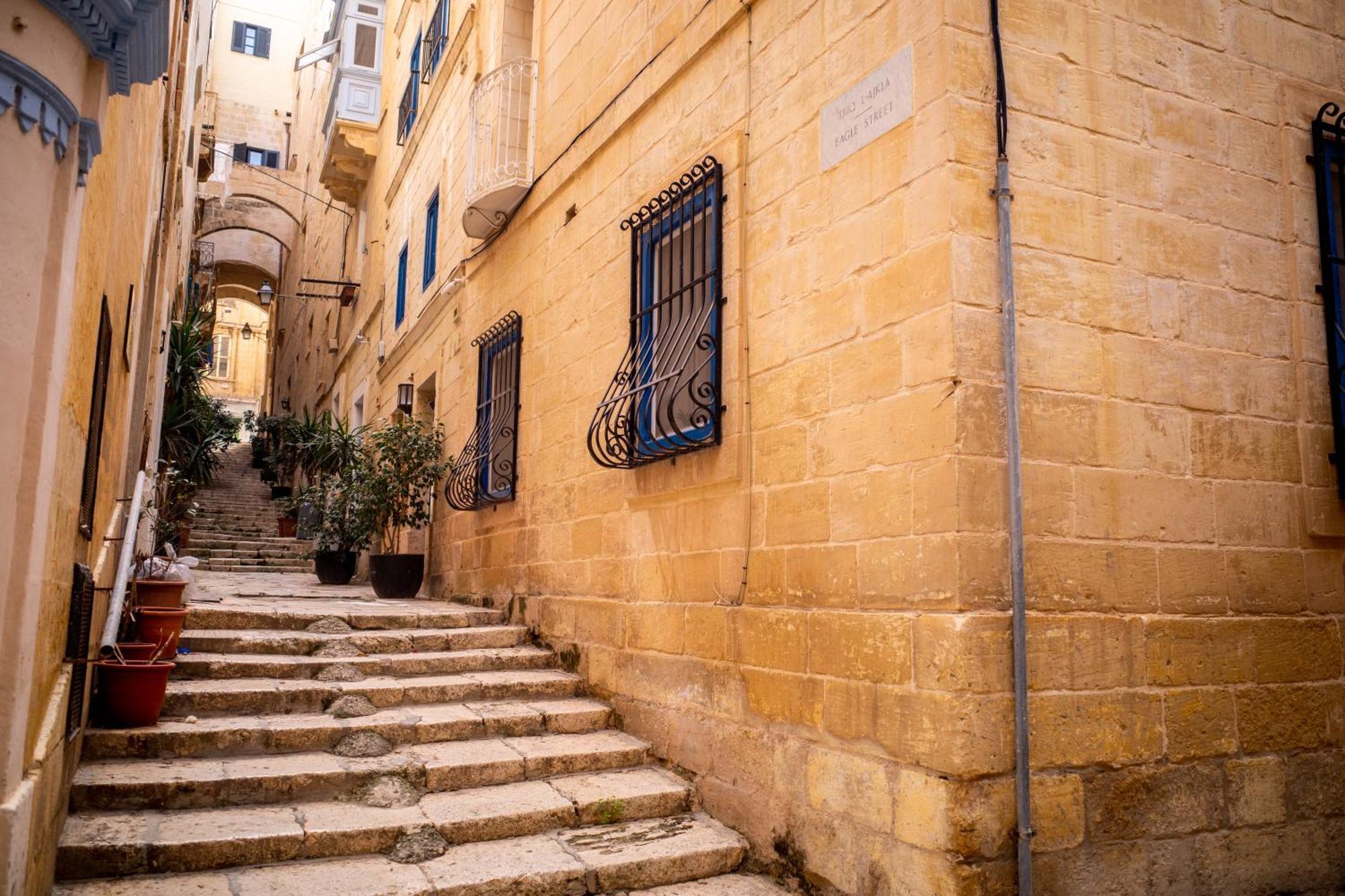 Blue Door Valletta Dış mekan fotoğraf